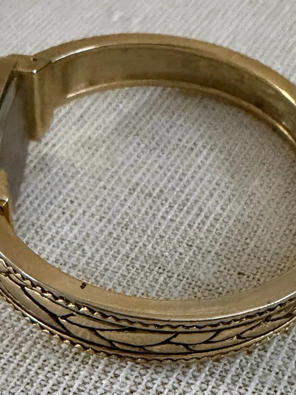 DaVinci Gold Zigzag and Leaf-Pattern Bangle Watch